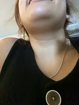 MacarenaRosse online show from September 2025 07:03:02 PM