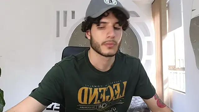 Rafael Mendezz online show from November 2025 08:21:01 PM