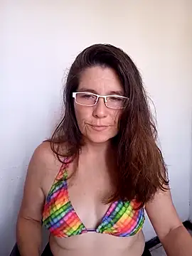 Snapshot of Merida2276 chatting on November 2025 08:43:01 PM Merida2276 online show from November 2025 08:43:01 PM