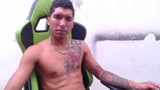 sensualduo online show from January 2025 10:15:02 PM