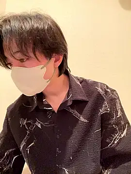 Snapshot of Yuma0718 chatting on November 2025 01:50:01 PM Yuma0718 online show from November 2025 01:50:01 PM