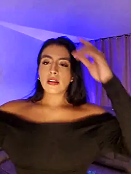 Snapshot of AliishaPss chatting on November 2025 03:49:01 AM AliishaPss online show from November 2025 03:49:01 AM