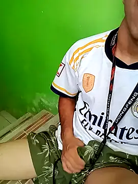 Snapshot of Babydemilk chatting on April 2026 05:14:02 PM Babydemilk online show from April 2026 05:14:02 PM