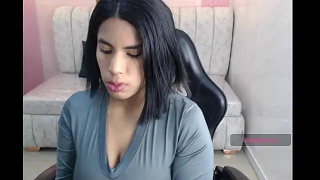 ambar fox s online show from September 2025 03:10:02 AM