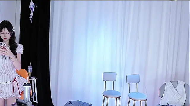 QY 001 online show from September 2025 12:51:02 PM