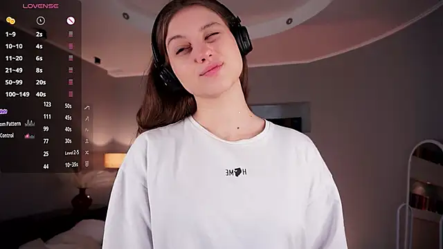 MercBoone online show from September 2025 11:11:02 AM