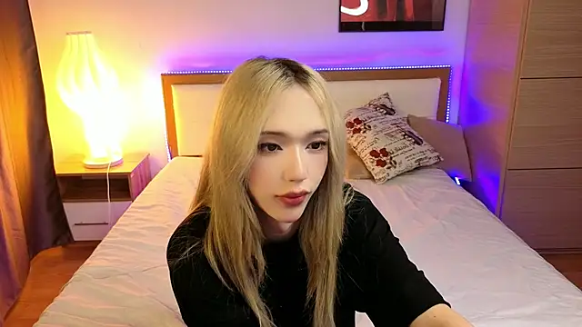 Snapshot of okerriella chatting on July 2026 06:01:02 PM okerriella online show from July 2026 06:01:02 PM