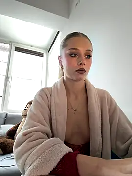 BabyAnais online show from October 2025 12:25:02 PM