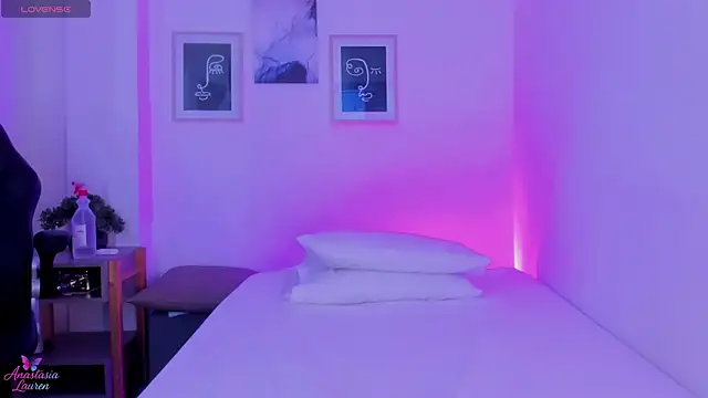 Anastasia lauren online show from November 2025 08:30:01 PM