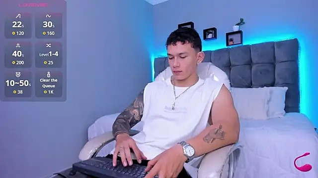 Thomas moon online show from January 2026 01:05:02 PM