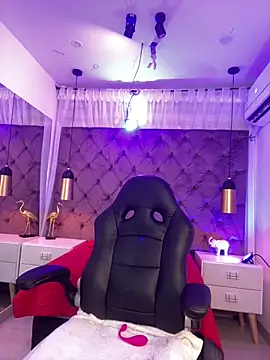 Sussan   online show from November 2025 11:46:02 AM