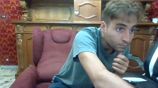 Torissimo92 online show from September 2025 07:47:02 PM