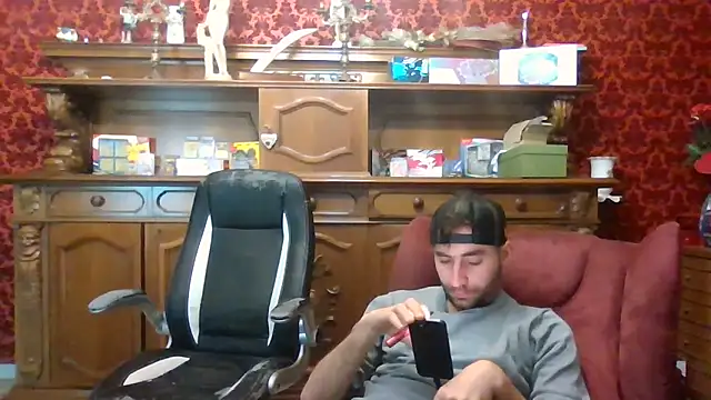 Torissimo92 online show from February 2026 01:05:02 PM