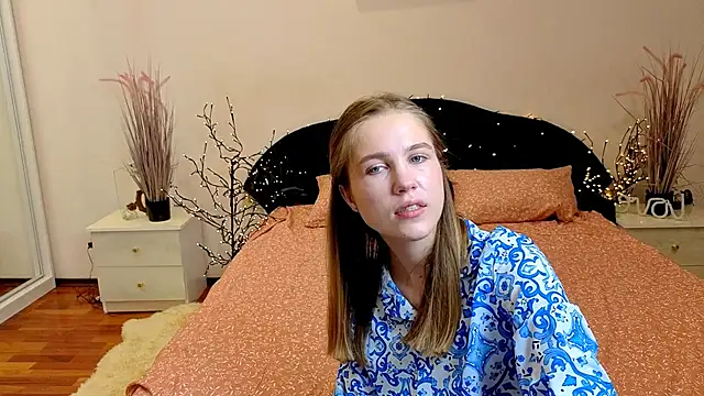 Spicy Lexi online show from June 2026 01:15:02 PM