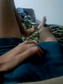 Yourrambo online show from April 2026 10:02:02 AM