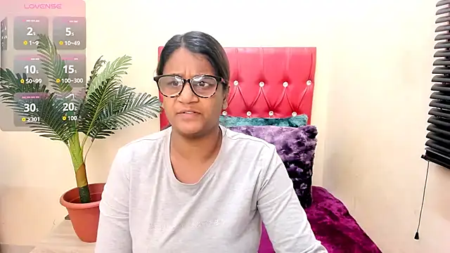 Snapshot of Strawberry_Lips chatting on September 2025 04:39:02 AM Strawberry Lips online show from September 2025 04:39:02 AM