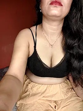 Snapshot of CUTE-PX chatting on September 2025 02:57:01 AM CUTE-PX online show from September 2025 02:57:01 AM