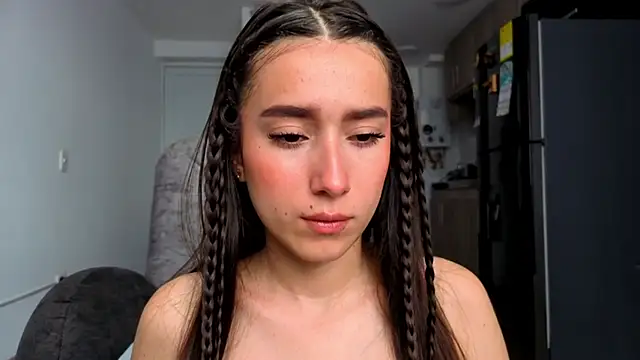 Snapshot of Adhara_Kitten chatting on May 2026 01:39:02 PM Adhara Kitten online show from May 2026 01:39:02 PM