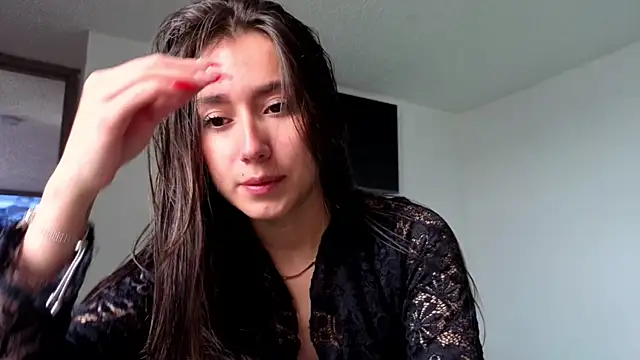 Snapshot of Adhara_Kitten chatting on June 2026 04:32:01 PM Adhara Kitten online show from June 2026 04:32:01 PM