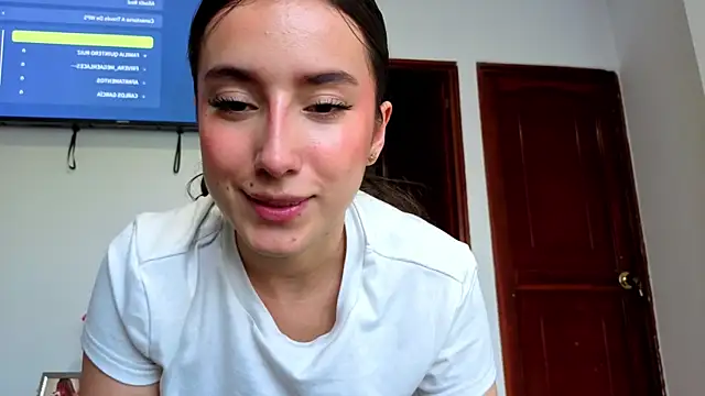 Snapshot of Adhara_Kitten chatting on July 2026 03:55:01 PM Adhara Kitten online show from July 2026 03:55:01 PM