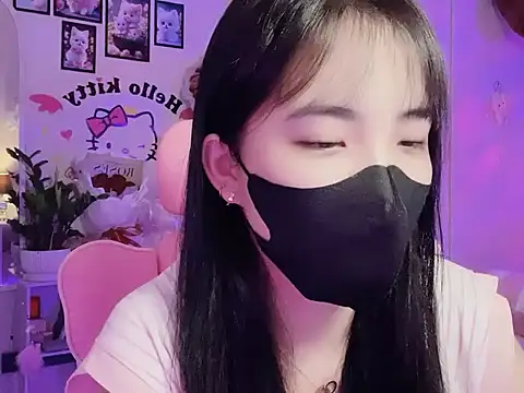 keelinnn19 online show from September 2025 05:56:01 PM