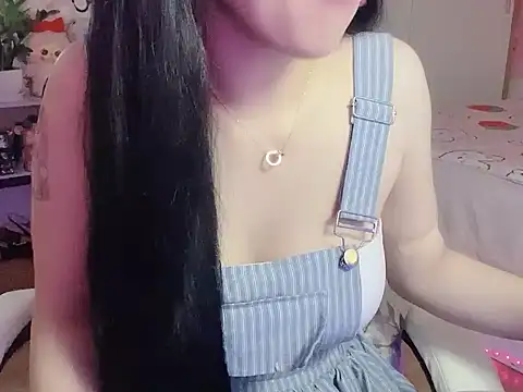 keelinnn19 online show from October 2025 06:52:01 PM