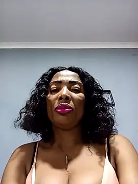 SEXYMOANSXX online show from April 2026 11:11:01 AM