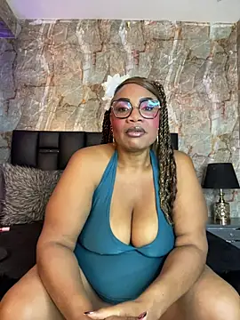 Snapshot of aranzzalatin chatting on November 2025 07:12:01 PM aranzzalatin online show from November 2025 07:12:01 PM