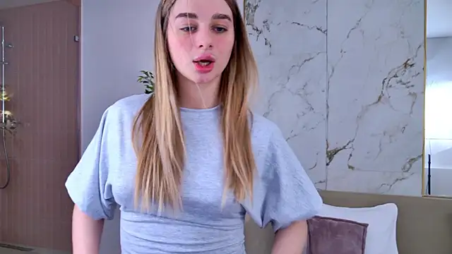 SweetyLicky online show from February 2026 04:08:01 PM