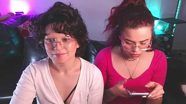 marsearth22  online show from January 2026 01:08:01 AM