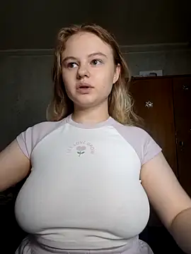 Snapshot of SlipperSherry chatting on September 2025 08:41:01 PM SlipperSherry online show from September 2025 08:41:01 PM