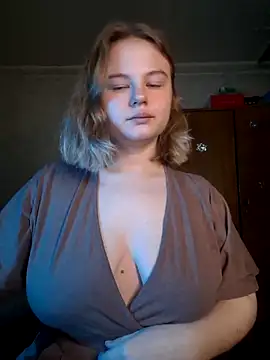 Snapshot of SlipperSherry chatting on October 2025 02:36:01 PM SlipperSherry online show from October 2025 02:36:01 PM