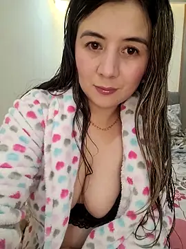 Snapshot of Sophie_del_Castillo chatting on May 2026 01:55:01 AM Sophie del Castillo online show from May 2026 01:55:01 AM