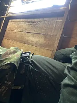 Alabestia12 online show from December 2025 04:16:01 PM