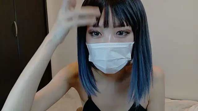 sarina at online show from March 2026 05:44:01 AM