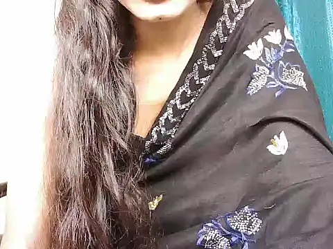 Snapshot of ROSE_GOLDE chatting on September 2025 05:01:02 PM ROSE GOLDE online show from September 2025 05:01:02 PM