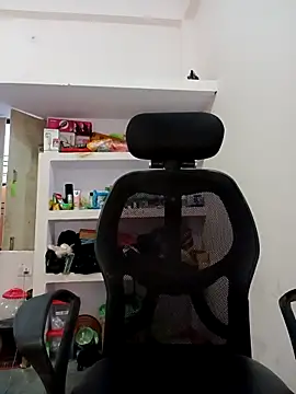 hotmanshi online show from October 2025 04:00:02 AM