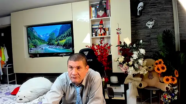 SpartacusDaddy48 online show from May 2026 12:51:02 AM