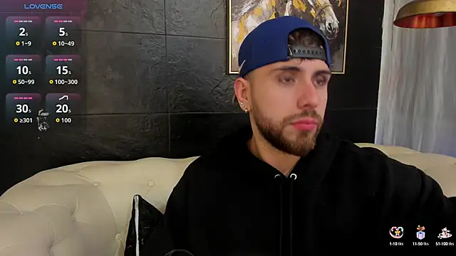 Maximo Wolff online show from October 2025 08:02:02 AM