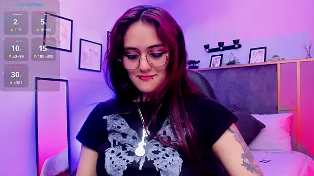 Snapshot of Azurra_amatto2 chatting on July 2026 03:20:01 AM Azurra amatto2 online show from July 2026 03:20:01 AM