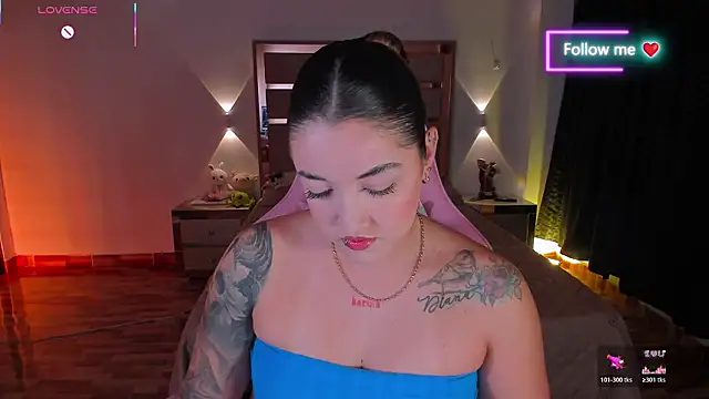 lunaarose online show from February 2026 03:37:01 AM