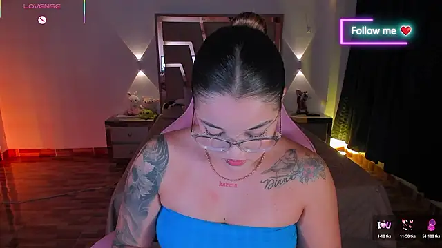 lunaarose online show from February 2026 06:40:02 AM