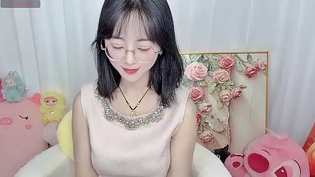 Snapshot of nini_a chatting on May 2026 01:52:01 PM nini a online show from May 2026 01:52:01 PM