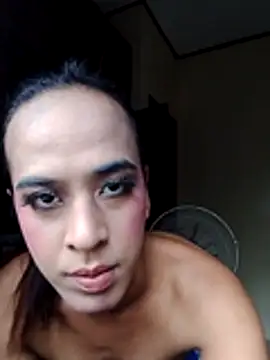 Yourscarlette Slut online show from November 2025 06:01:01 AM