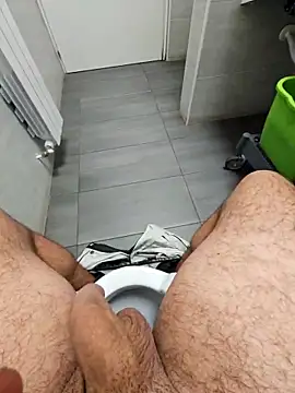 Snapshot of flirt_23 chatting on April 2026 07:24:02 AM flirt 23 online show from April 2026 07:24:02 AM