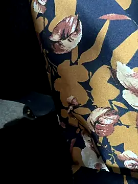 HiddenHoneyLDN online show from September 2025 11:01:01 AM