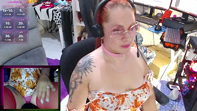 leidydi223 online show from October 2025 01:28:01 AM