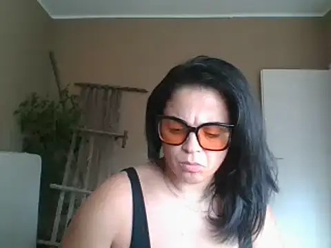 Snapshot of ITALIANASISIXX chatting on July 2026 07:50:01 AM ITALIANASISIXX online show from July 2026 07:50:01 AM