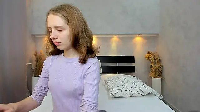 Camilla Kelly online show from October 2025 01:01:02 AM