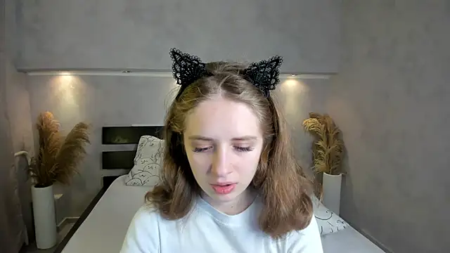 Camilla Kelly online show from October 2025 01:14:02 AM